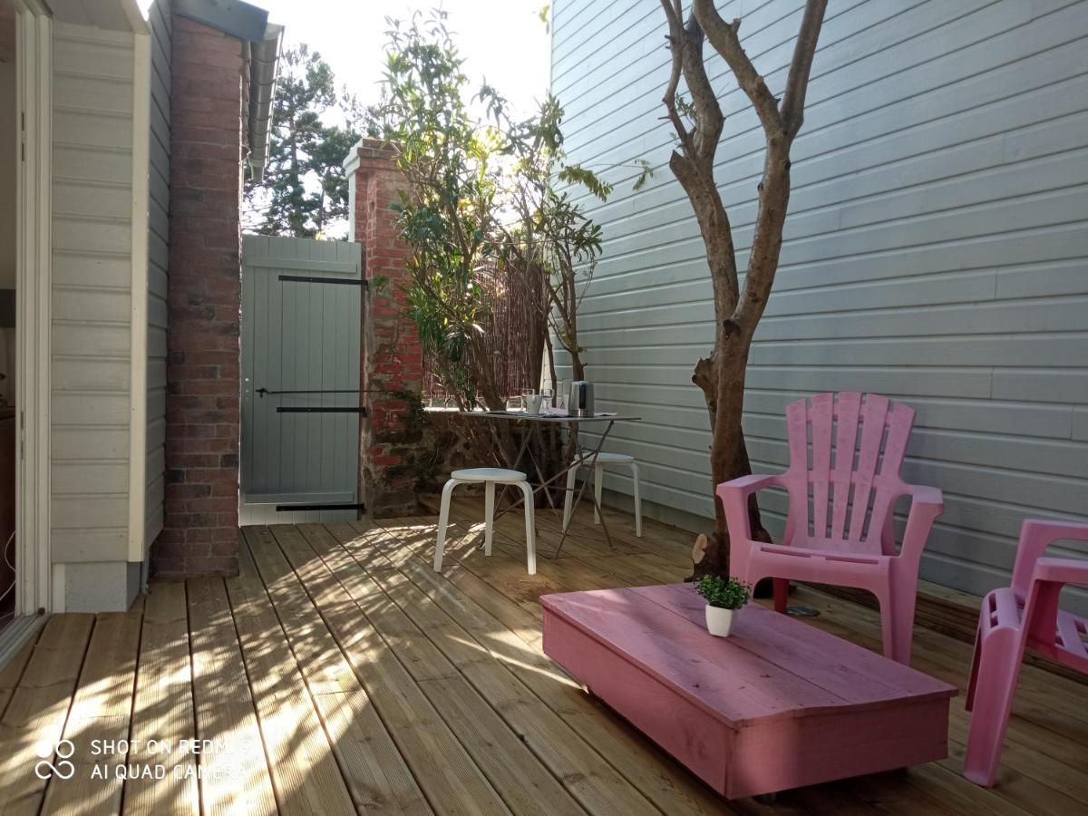 Charmant Logement T2 A 2 Pas De La Mer Granville Exterior photo